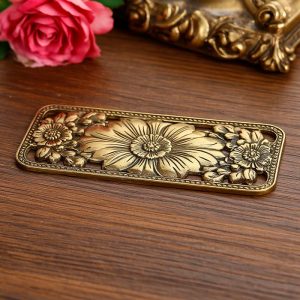 Накладка на мебель